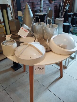 Mesa de ofertas $ 1000